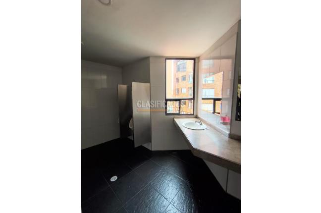 Locales y Bodegas, Alquiler, Bogotá - $1.300.000