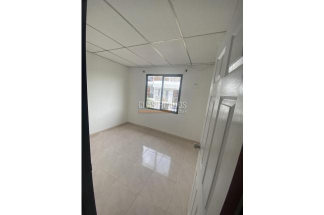 Apartamentos, Alquiler, Yumbo - $650.000