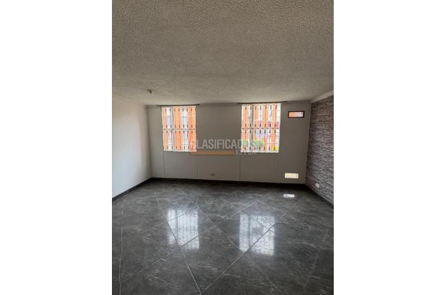 Apartamentos, Alquiler, Soacha - $950.000