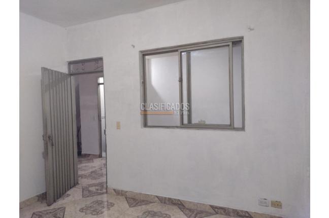 Casas, Alquiler, Saavedra Galindo - $1.500.000