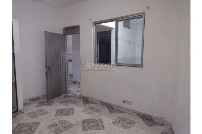 Casas, Alquiler, Saavedra Galindo - $1.500.000