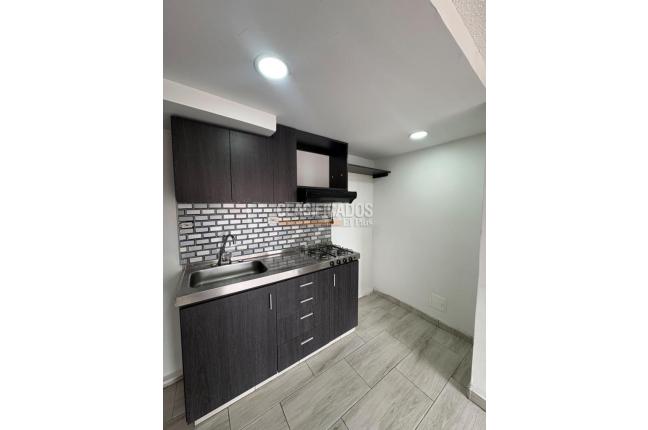Apartamentos, Alquiler, Soacha - $900.000