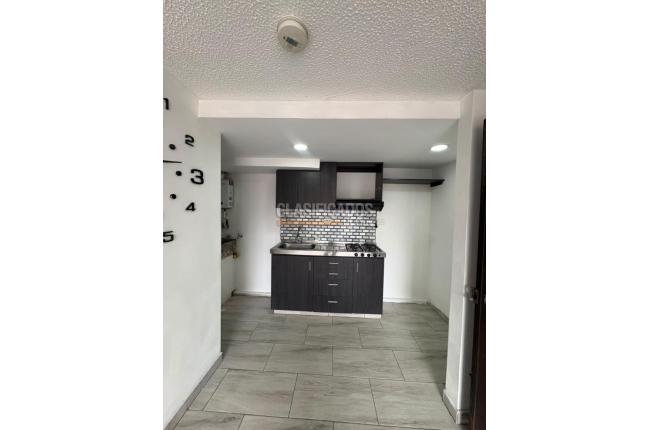 Apartamentos, Alquiler, Soacha - $900.000