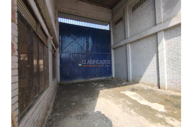 Locales y Bodegas, Alquiler, La Dolores - $14.000.000