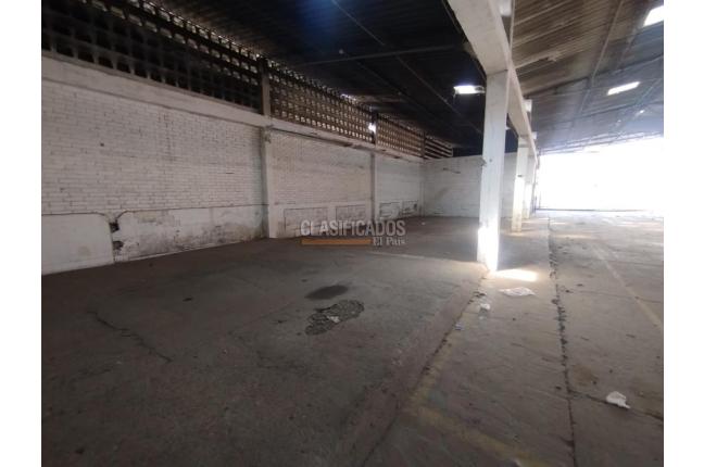 Locales y Bodegas, Alquiler, La Dolores - $14.000.000