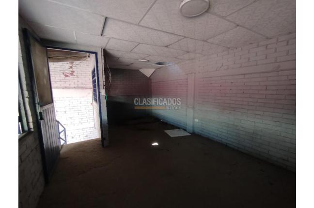 Locales y Bodegas, Alquiler, La Dolores - $14.000.000