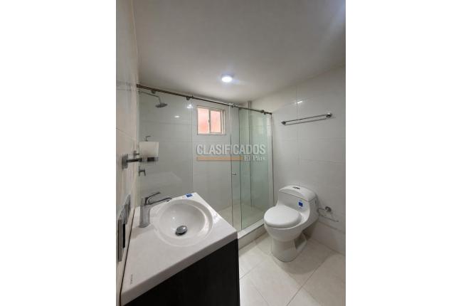 Casas, Alquiler, Ciudad Pacifica - $3.400.000