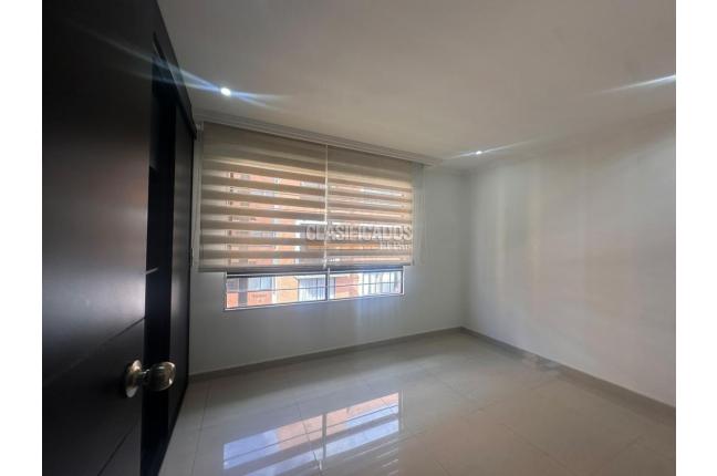 Apartamentos, Alquiler, Madrid - $1.550.000