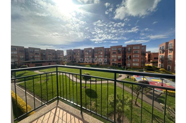 Apartamentos, Alquiler, Madrid - $1.550.000