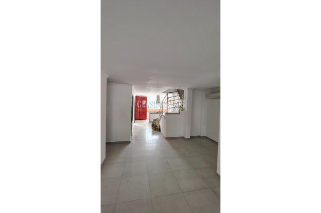 Apartamentos, Alquiler, San Vicente - $1.800.000