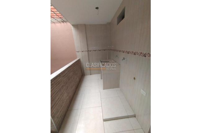 Apartamentos, Alquiler, Nueva Floresta - $1.100.000