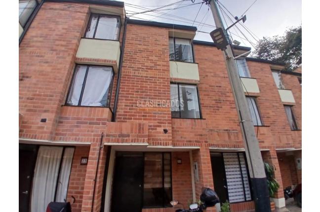 Casas, Alquiler, Bogotá - $3.000.000