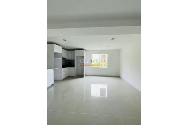 Apartaestudios, Alquiler, Cristales - $1.650.000