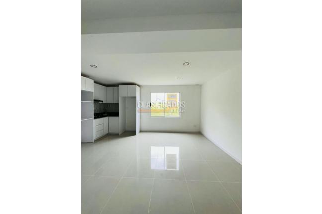 Apartaestudios, Alquiler, Cristales - $1.650.000