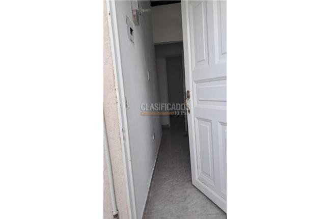 Apartamentos, Alquiler, El Troncal - $650.000
