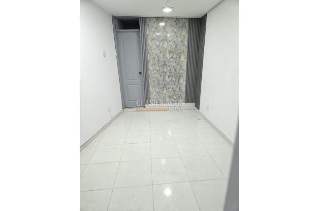Locales y Bodegas, Alquiler, Miraflores - $900.000