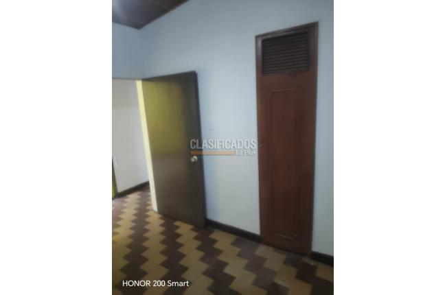 Casas, Alquiler, La Base - $1.400.000