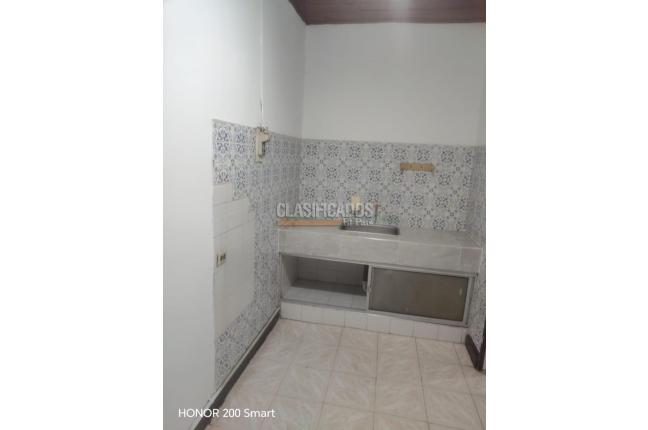 Casas, Alquiler, La Base - $1.400.000