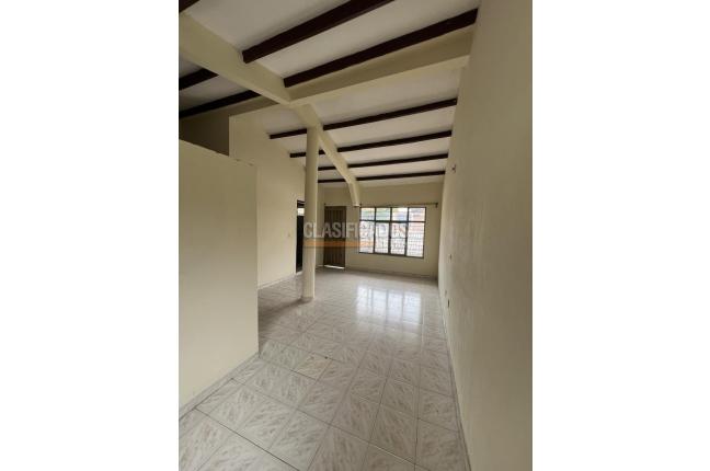 Casas, Alquiler, La Rivera - $1.200.000