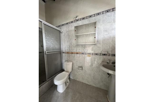 Casas, Alquiler, La Rivera - $1.200.000