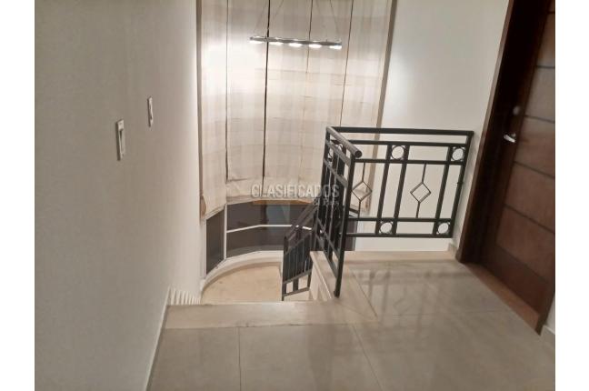 Casas, Venta en Ciudad Jardín