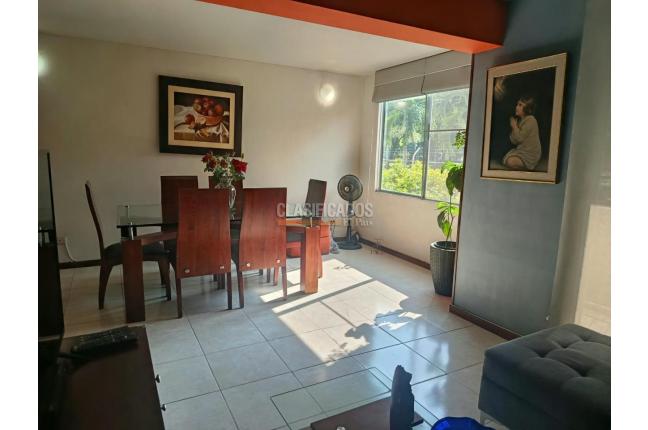 Apartamentos, Venta en Valle del Lili