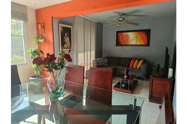 Apartamentos, Venta en Valle del Lili