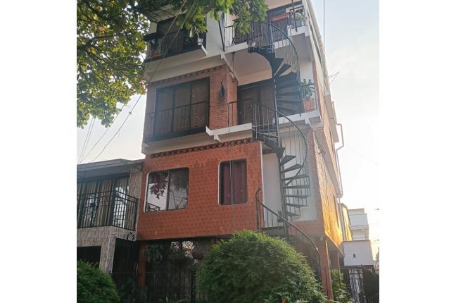 Apartaestudios, Alquiler en Villa del Prado