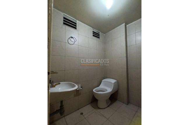Locales y Bodegas, Alquiler, Bogotá - $2.200.000