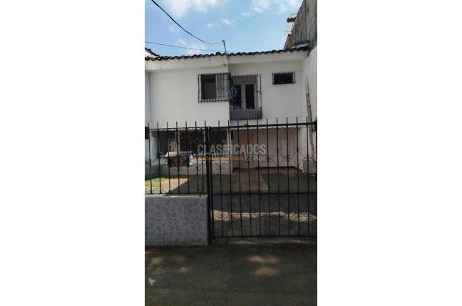 Casas, Venta en Gran Limonar