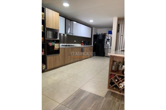 Casas, Venta, Prados del Norte - $960.000.000