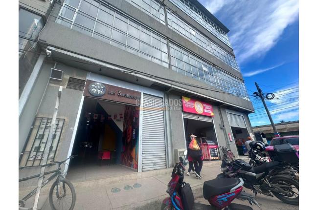 Locales y Bodegas, Alquiler, Madrid - $8.000.000