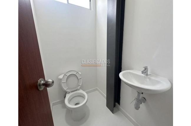 Locales y Bodegas, Alquiler, Madrid - $8.000.000
