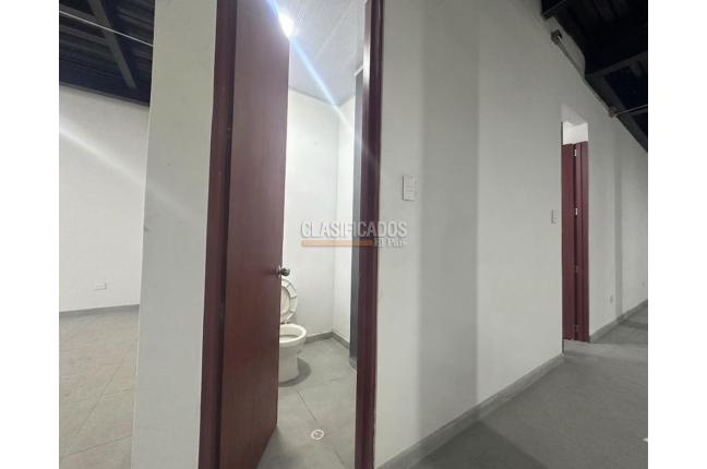 Locales y Bodegas, Alquiler, Madrid - $8.000.000