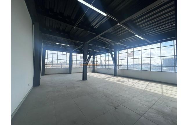 Locales y Bodegas, Alquiler, Madrid - $8.000.000