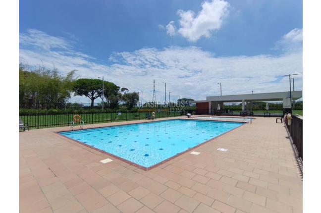 Apartamentos, Alquiler, Kachipay - $1.200.000
