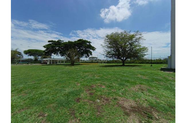 Apartamentos, Alquiler, Kachipay - $1.200.000