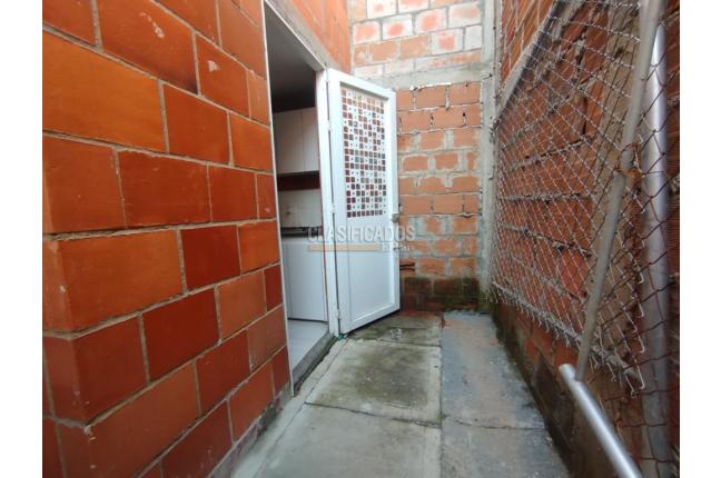 Casas, Alquiler, Candelaria - $600.000