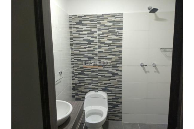 Apartaestudios, Alquiler, Versalles - $1.350.000