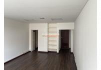 Oficinas y Consultorios, Venta, Centro Ccial. Holguines Trade Center - $250.000.000
