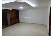Casas, Alquiler, La Hacienda - $4.700.000