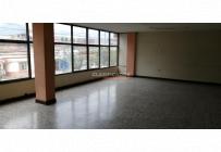 Locales y Bodegas, Venta, Municipal - $105.000.000