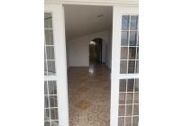 Casas, Alquiler, Cristóbal Colón - $1.000.000