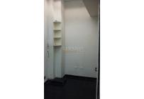 Locales y Bodegas, Venta, Centro Ccial. El Diamante - $120.000.000