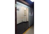 Locales y Bodegas, Venta, Centro Ccial. El Diamante - $120.000.000