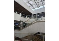 Oficinas y Consultorios, Alquiler, Centro Ccial. Holguines Trade Center - $18.000.000