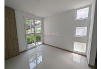 Apartamentos, Alquiler, Ciudad Pacifica - $1.800.000