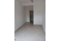 Locales y Bodegas, Alquiler, Nueva Floresta - $500.000