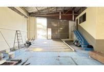 Locales y Bodegas, Alquiler, Menga - $5.900.000