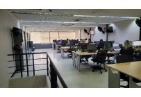 Oficinas y Consultorios, Alquiler, La Flora - $27.990.000